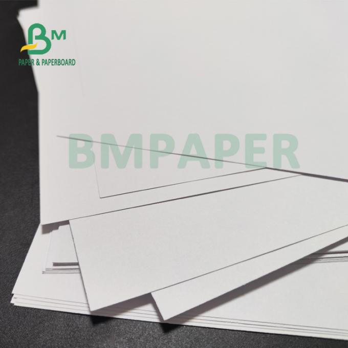 papier excentré non-enduit de 140gsm 160gsm pour la blancheur élevée 711 x 1016mm de carte d'invitation