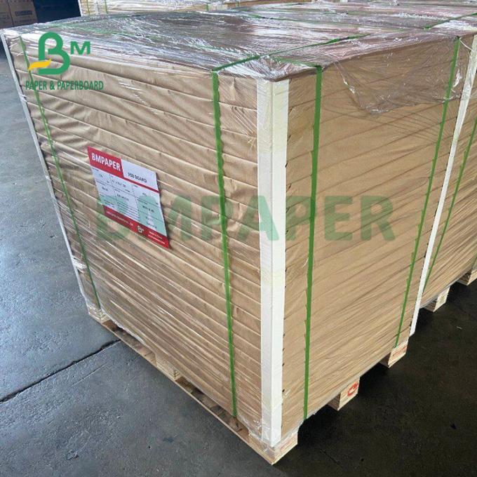 les feuilles de papier de 127g 160g Brown emballage pour la sortie enferme dans une boîte la Larme-résistance