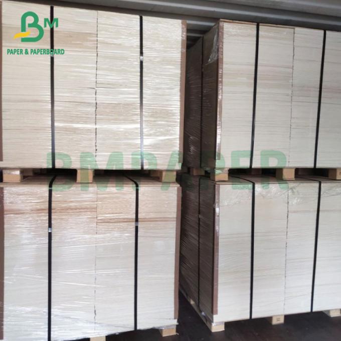 absorption d'humidité de Mat Board Paper Uncoated Surface de la bière 550gsm bonne