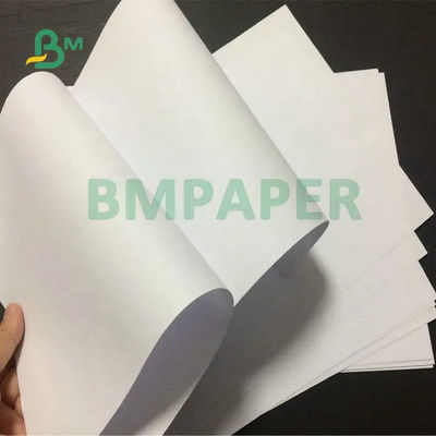 70# 80# réutilisent la bobine blanche de papier d'impression offset pour imprimer le livre 23 x 35inches