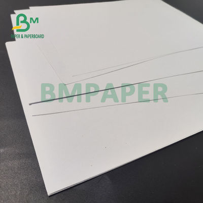 le livre non-enduit de 60lb 70lb textotent le papier excentré pour l'enveloppe 23 x 36&quot; blancs superbes