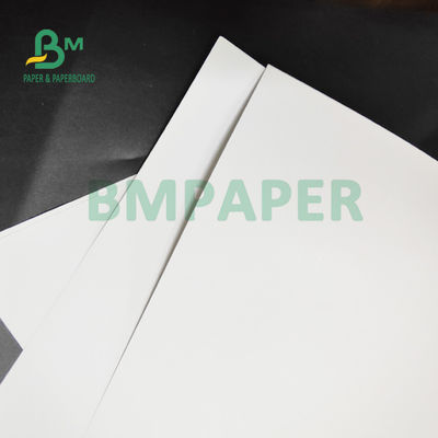 papier enduit en soie de 80lb 100lb C2S pour des brochures 26" X 40" couleur vive