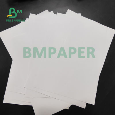papier enduit en soie de 80lb 100lb C2S pour des brochures 26" X 40" couleur vive