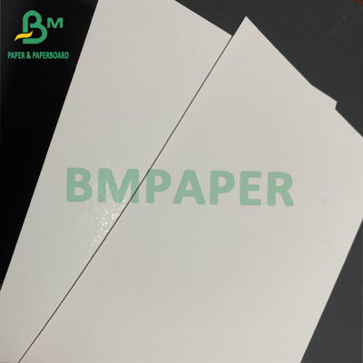 petit pain 635mm de 230gsm 250gsm 300gsm C1S Artboard 700mm 914mm 1000mm au loin