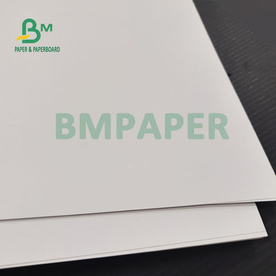 livre de 130gr 150gr Couche Matte Paper For Picture bilatéral de 57 x de 87cm enduit