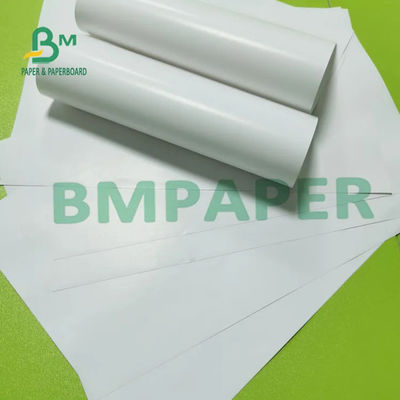 Deux côtés Couche Art Silk Gloss Paper 20# ont enduit la blancheur élevée brillante pour l'impression