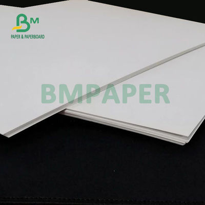 carton de 12pt 14pt Foldcote pour la bonne rigidité de boîte cosmétique 30 x 40 pouces