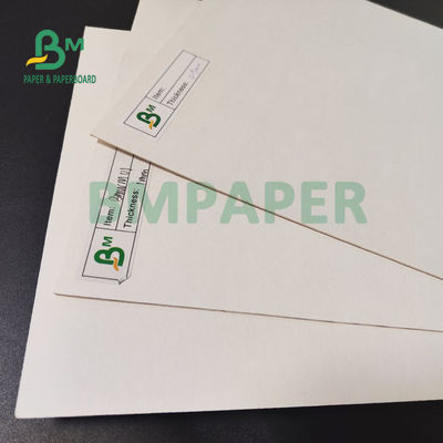 carton non-enduit absorbant de 0.7mm pour le caboteur potable blanc en ivoire de 79 x de 109cm