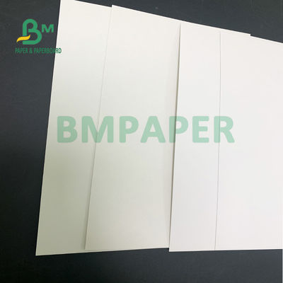 Le côté en vrac élevé du panneau un de papier d'emballage de nourriture de catégorie comestible a enduit 325gsm écologique