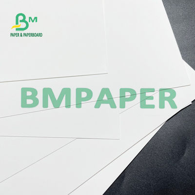Papier synthétique blanc imperméable durable incassable pour la carte de visite professionnelle de visite