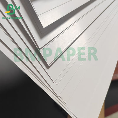 Double Chromo dégrossi a enduit le papier brillant de C2S 300gsm 350gsm pour la magazine