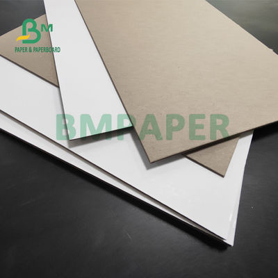 1.5mm 2mm a stratifié le carton rigide avec un blanc 1m x 1.3m de visage