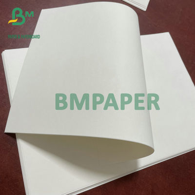Livre encombrant superbe de doux salut - 65g de papier 75g dans les bobines pour des livres d'enfants