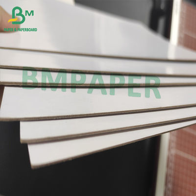 20pt 30 x 40" Grey Back Duplex Board Glossy a enduit le dessus blanc