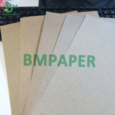 Le panneau recyclable de revêtement de Papier d'emballage, a ridé le petit pain de papier pour la boîte 80gsm 90gsm 110gsm