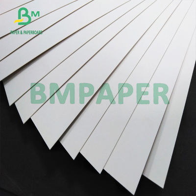 résistant d'humidité de 325gsm CCK Clay Coated Kraft Back Paper pour des boîtes de carton de pliage