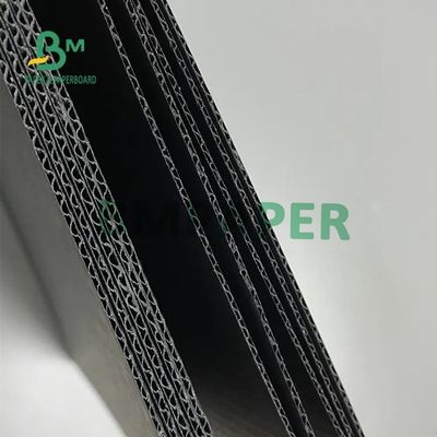 Le noir E-F de cannelure a ridé l'épaisseur de papier du carton 110gsm 120gsm 150gsm
