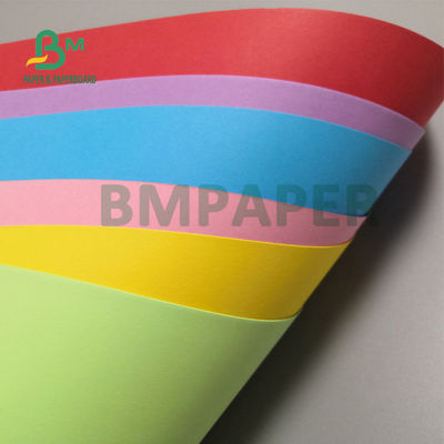 70gsm 80gsm Carton Bristol, feuilles de papier de dessin pour les notes collantes 61 x 86cm
