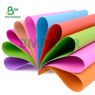 Papier cartonné coloré par décalage non enduit pour la carte de voeux 720 x 1020mm
