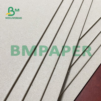 feuille de papier Grey Straw Board For Packaging Boxes de 889 x 1194 millimètres