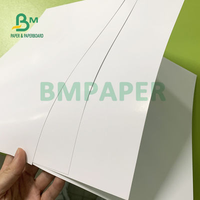 haut papier brillant de la rigidité C2S de 8pt 10pt pour l'illustration de première qualité 660mm x 990mm