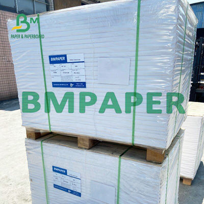 C2S blancs Art Silk Gloss Paper, 100lb textotent le papier pour des étiquettes du fabriquant de vêtement