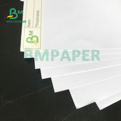 Papier excentré blanc superbe 140gsm 160gsm de Woodfree bonne planéité de 635mm x de 914mm