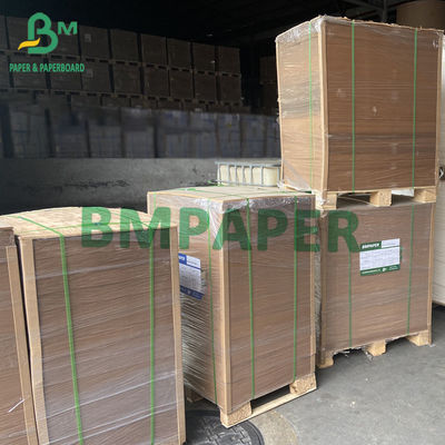 Feuilles de haute résistance de papier de Brown foncé emballage 80gsm 90gsm pour le sac de la livraison