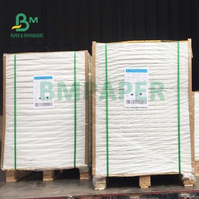 Papier excentré blanc superbe 140gsm 160gsm de Woodfree bonne planéité de 635mm x de 914mm
