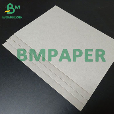 Réutilisé réduisez en pulpe côtés épais Grey Paper Board For Folders de 0.4mm - de 2mm les doubles