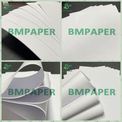 Petit pain blanc réutilisé Great White 20LB de papier vergé de Woodfree 11 x 17 pouces pour la papeterie