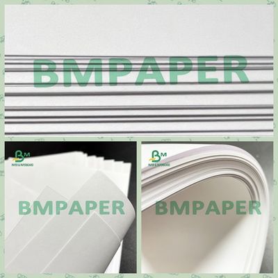 Feuille blanche lumineuse de haut de papier de 70 GSM Woodfree pour l'impression industrielle