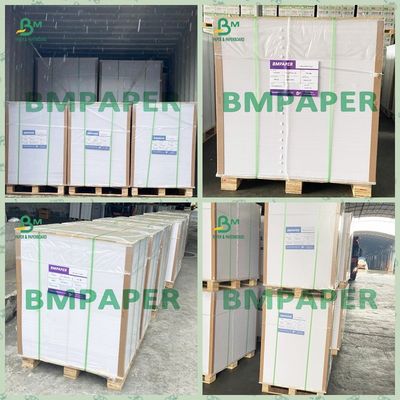 Feuille blanche lumineuse de haut de papier de 70 GSM Woodfree pour l'impression industrielle