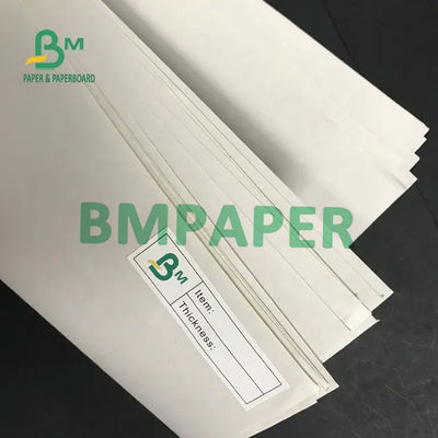 le papier de papier journal de 45gsm 48.8gsm roulent 650mm 860mm avec 500 feuilles par rame