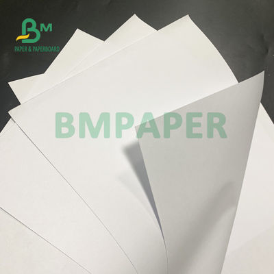 feuilles non-enduites de livre blanc de 58gsm 60gsm pour le document 615mm x 860mm