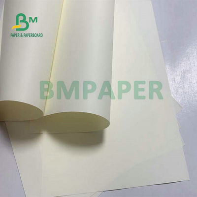 Feuille de papier non-enduite ene ivoire blanche de Woodfree 55gsm 65gsm pour faire le carnet