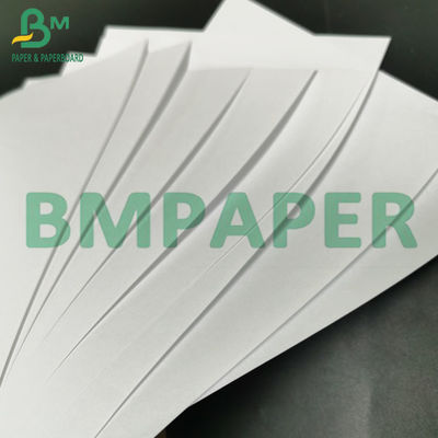 papier excentré encombrant Woodfree de couleur crème ene ivoire non-enduite du papier 31*43inch de 60grams 70grams haut
