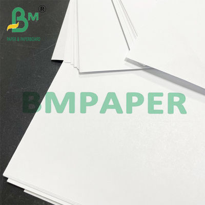 papier non-enduit de Woodfree d'impression offset de 230g 250g 300g pour des insectes