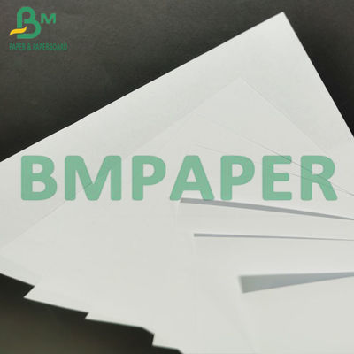 50g - le poids léger 120g a compensé le papier d'imprimerie en esclavage de Woodfree d'éléphant non-enduit blanc superbe de papier