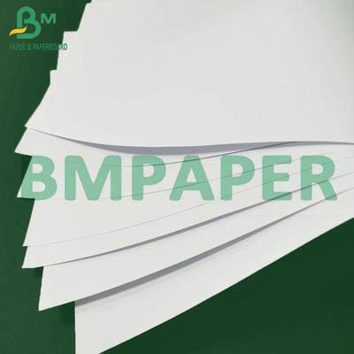 papier non-enduit sans bois offset blanc de 50gsm 53gsm 60grs pour l'impression d'en-tête de lettre