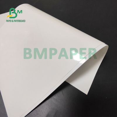 papier humide de résistance de 65gsm 70gsm C1S pour le label de bière 49 x 68 cm résistant à l'eau