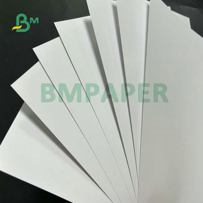 carton enduit de SBS de C2S de lustre de 280mic 300mic 320mic 70 x 100cm pour des magazines