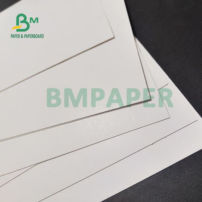 panneau se pliant de boîte de 215gsm 230gsm C1S pour l'emballage de cigarette 520mm x 1000mm