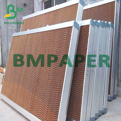 Papier non blanchi de refroidissement de Brown emballage de protection de résistance au mouillé pour la ferme avicole