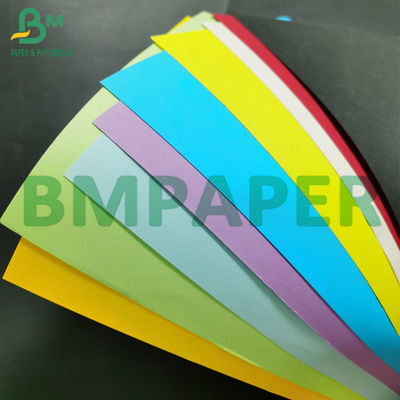 papier d'emballage coloré de papier d'emballage de 80GSM 110GSM a coloré le papier de métier de Bristol pour des sacs