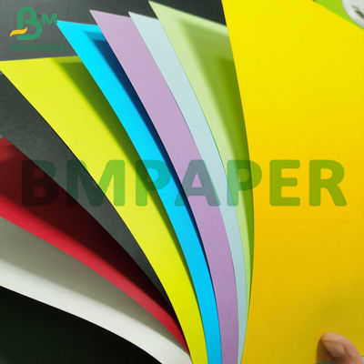 papier d'emballage coloré de papier d'emballage de 80GSM 110GSM a coloré le papier de métier de Bristol pour des sacs