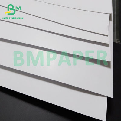 Le double blanc a dégrossi papier enduit pour l'impression de publicité et la brochure de produit