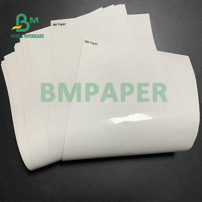 La fonte blanche superbe du lustre 80gsm a enduit le petit pain enorme de papier de 1020mm 1365mm