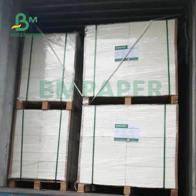 papier 1mm non-enduit de caboteur de 0.7mm pour des boissons blanc en ivoire de 455mm x de 570mm