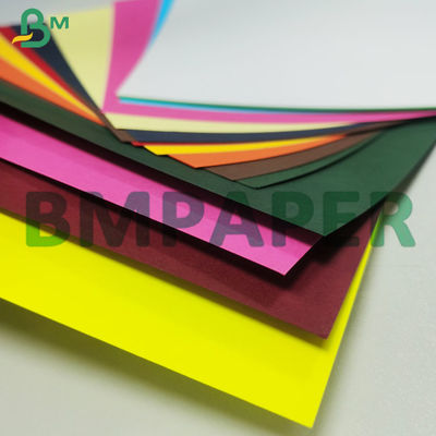 110g 180g a coloré le papier de Bristol Paper Board Wrapping Kraft